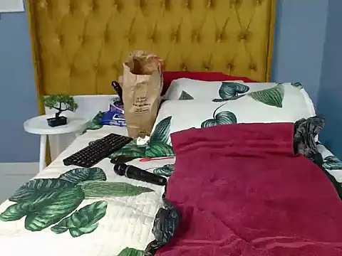 TamaraDee4papi online show from March 15, 9:10 pm