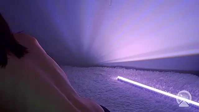 very strange things online show from May 30, 10:18 pm