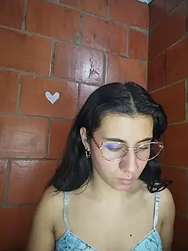 Amanda x1 online show from July 9, 9:30 pm