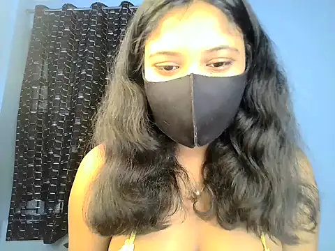 Snapshot of KASHISH_SINGH_ chatting on May 18, 9:15 am KASHISH SINGH online show from May 18, 9:15 am