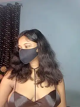 KASHISH SINGH  online show from July 21, 1:02 pm