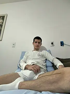 Snapshot of novinho_gostoso_safado chatting on June 29, 1:12 am novinho gostoso safado online show from June 29, 1:12 am