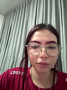 gatita b online show from March 9, 4:05 am