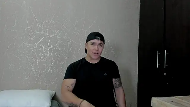 bigbossxx34 online show from March 10, 12:32 pm