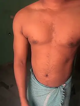 Snapshot of kamasutra012345 chatting on June 25, 7:35 am kamasutra012345 online show from June 25, 7:35 am