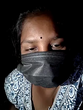 Tamil Hot Gopika online show from March 15, 12:05 am