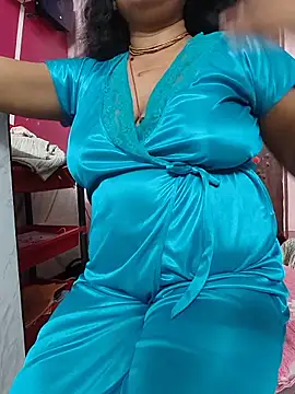 Snapshot of Mishti_Rai chatting on May 31, 6:42 am Mishti Rai online show from May 31, 6:42 am