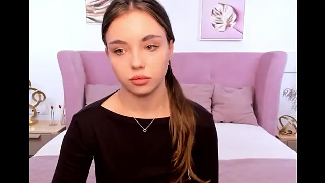 MyEvelin online show from June 2, 4:14 am