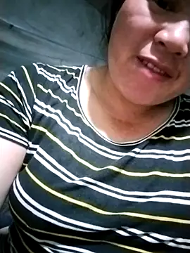 Min-in online show from April 15, 10:32 pm