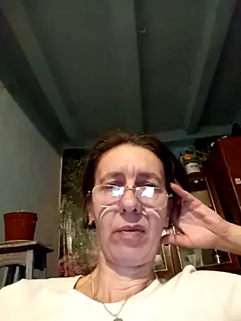 Tania9876 online show from April 2, 9:23 pm