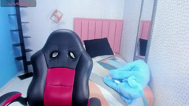 Maya johnson2 online show from March 27, 3:45 am