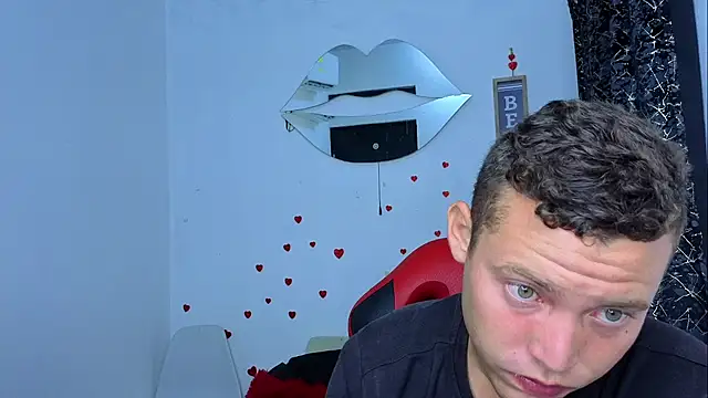 sven fox723 online show from April 9, 12:10 pm