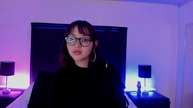 LilithBluum online show from April 19, 4:06 pm