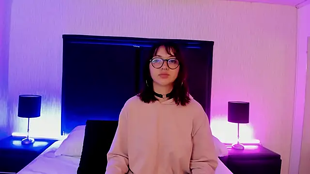 LilithBluum online show from April 21, 11:16 am