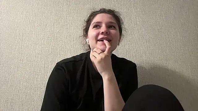 Emmiebutwihu online show from March 27, 8:59 am