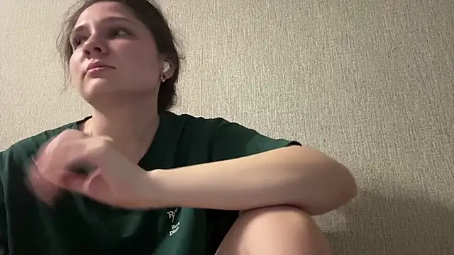 Emmiebutwihu online show from April 14, 8:09 am