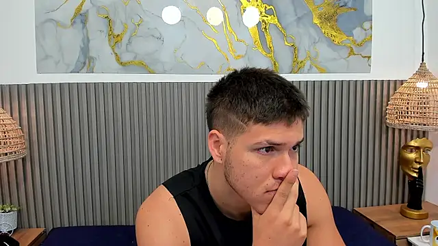AlessandroFranco online show from July 17, 12:56 pm