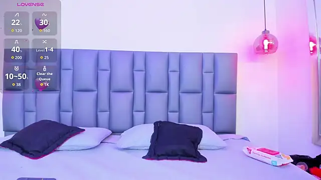 Lumiere-Eclipse online show from April 5, 8:17 pm