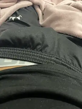 LeiAaron9810 online show from March 11, 11:11 pm