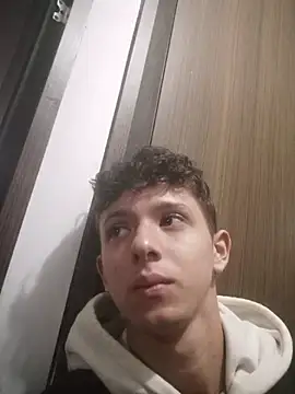 Daniel Roy online show from April 8, 11:21 am