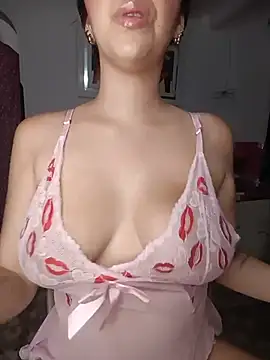 Kitty Loveee online show from June 14, 10:23 pm