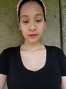 Snapshot of -Hicici- chatting on May 1, 11:20 pm -Hicici- online show from May 1, 11:20 pm