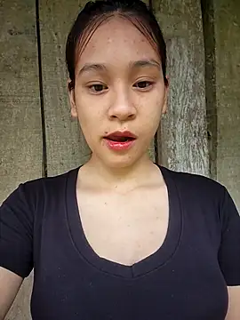 Snapshot of -Hicici- chatting on May 19, 2:07 am -Hicici- online show from May 19, 2:07 am