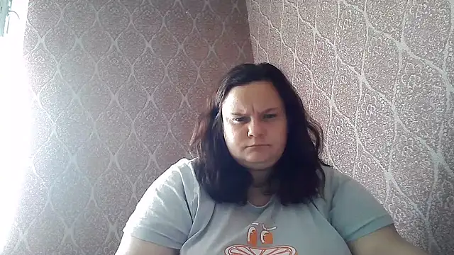 Snapshot of DollyGersonn chatting on June 15, 11:45 am DollyGersonn online show from June 15, 11:45 am