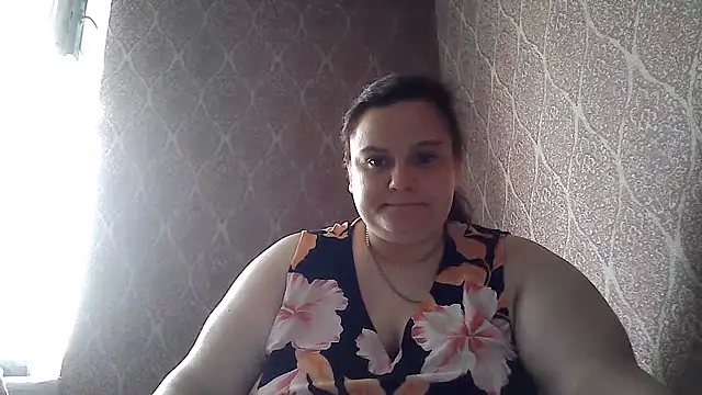 DollyGersonn online show from June 16, 5:43 am