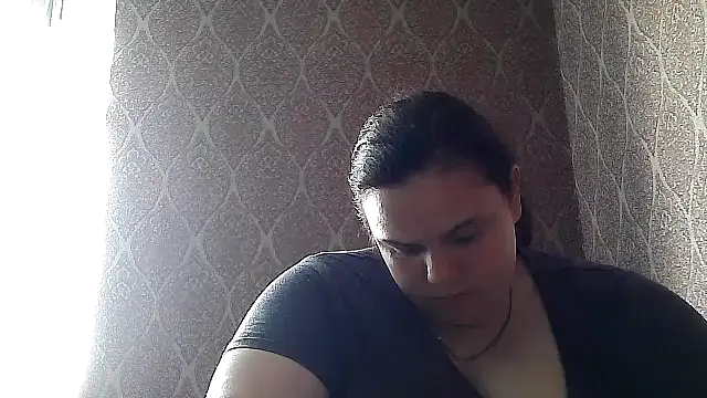 DollyGersonn online show from June 17, 5:43 am