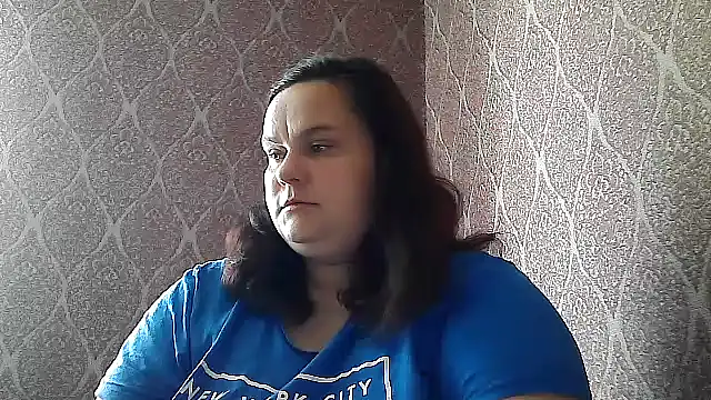 DollyGersonn online show from June 18, 6:02 am