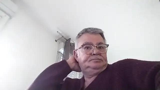 oura online show from April 21, 5:58 am