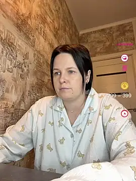 Snapshot of HubbaBaby chatting on May 30, 4:26 pm HubbaBaby online show from May 30, 4:26 pm