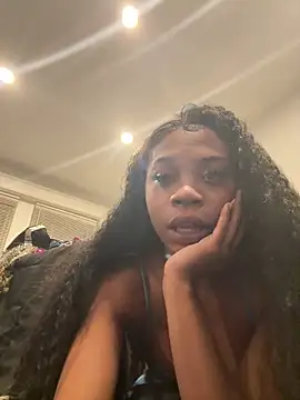 essencecora online show from March 10, 9:58 am