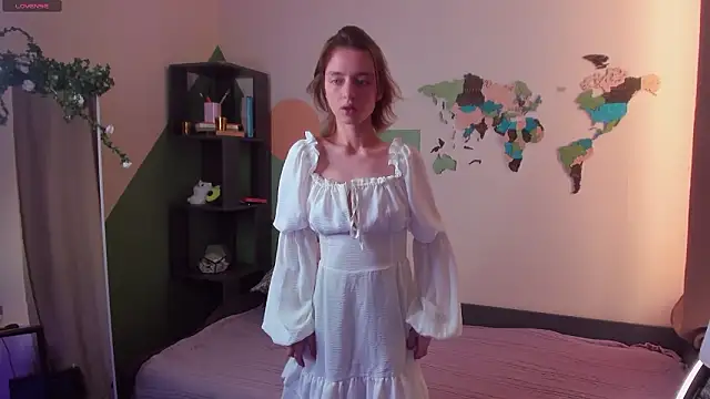 Pretty Victoria online show from March 13, 5:58 am