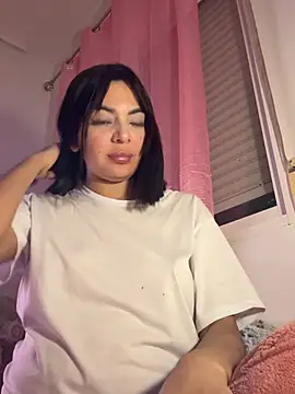 emilysixtin online show from March 11, 8:37 pm