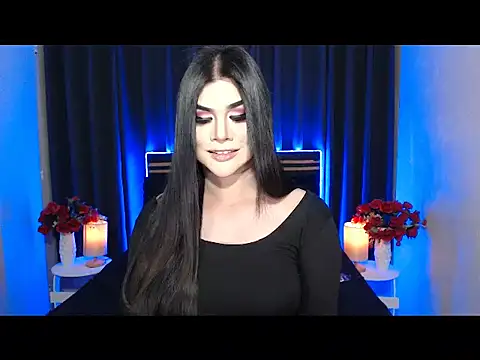 Snapshot of SelenaHermosaMistress chatting on March 13, 12:39 am SelenaHermosaMistress online show from March 13, 12:39 am