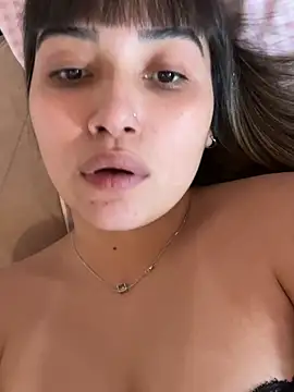 miicbebita online show from June 26, 5:28 pm
