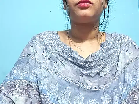 Emma 4433 online show from April 8, 5:02 pm