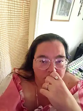 misstressbutterfly online show from March 11, 8:04 pm