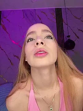 Isabella gaviria online show from March 14, 4:29 am