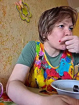  LOLA-LOLA  online show from May 14, 1:18 pm