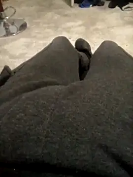 Snapshot of Ang3l_19 chatting on March 19, 2:04 am Ang3l 19 online show from March 19, 2:04 am