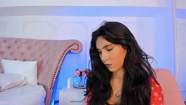 LucianaBlanco  online show from March 30, 8:54 pm