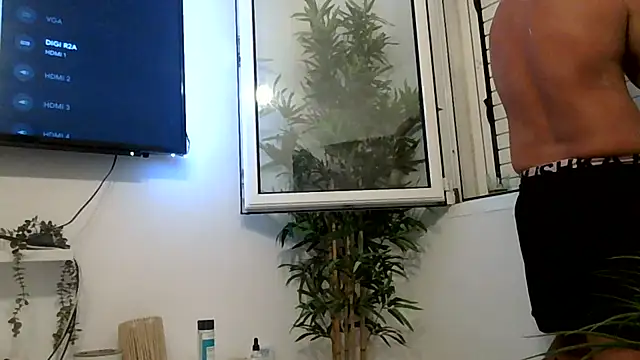 yanick931 online show from July 31, 11:59 pm
