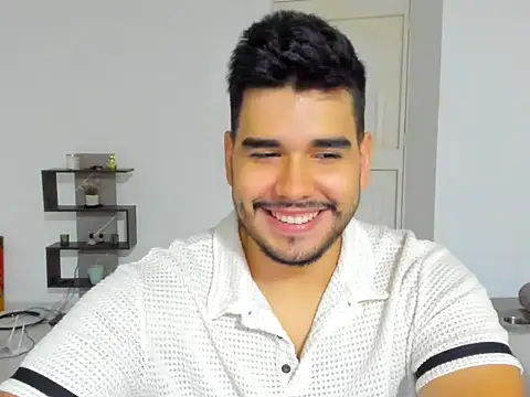 LatinBeardCali online show from March 28, 2:55 am