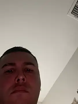 Snapshot of Bigdick770 chatting on March 23, 3:54 am Bigdick770 online show from March 23, 3:54 am