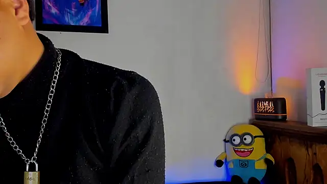 Lee Colee online show from March 29, 1:49 am