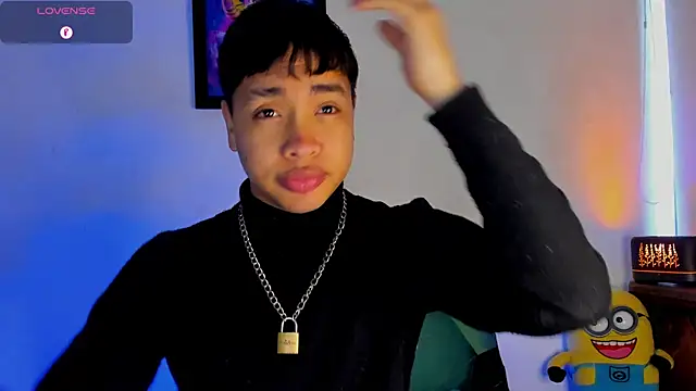 Lee Colee online show from March 31, 1:11 pm