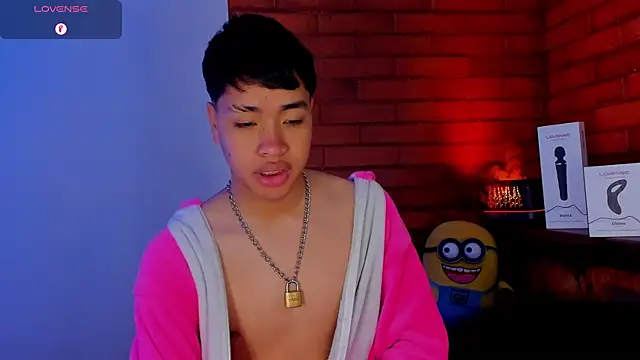 Lee Colee online show from April 17, 1:03 pm